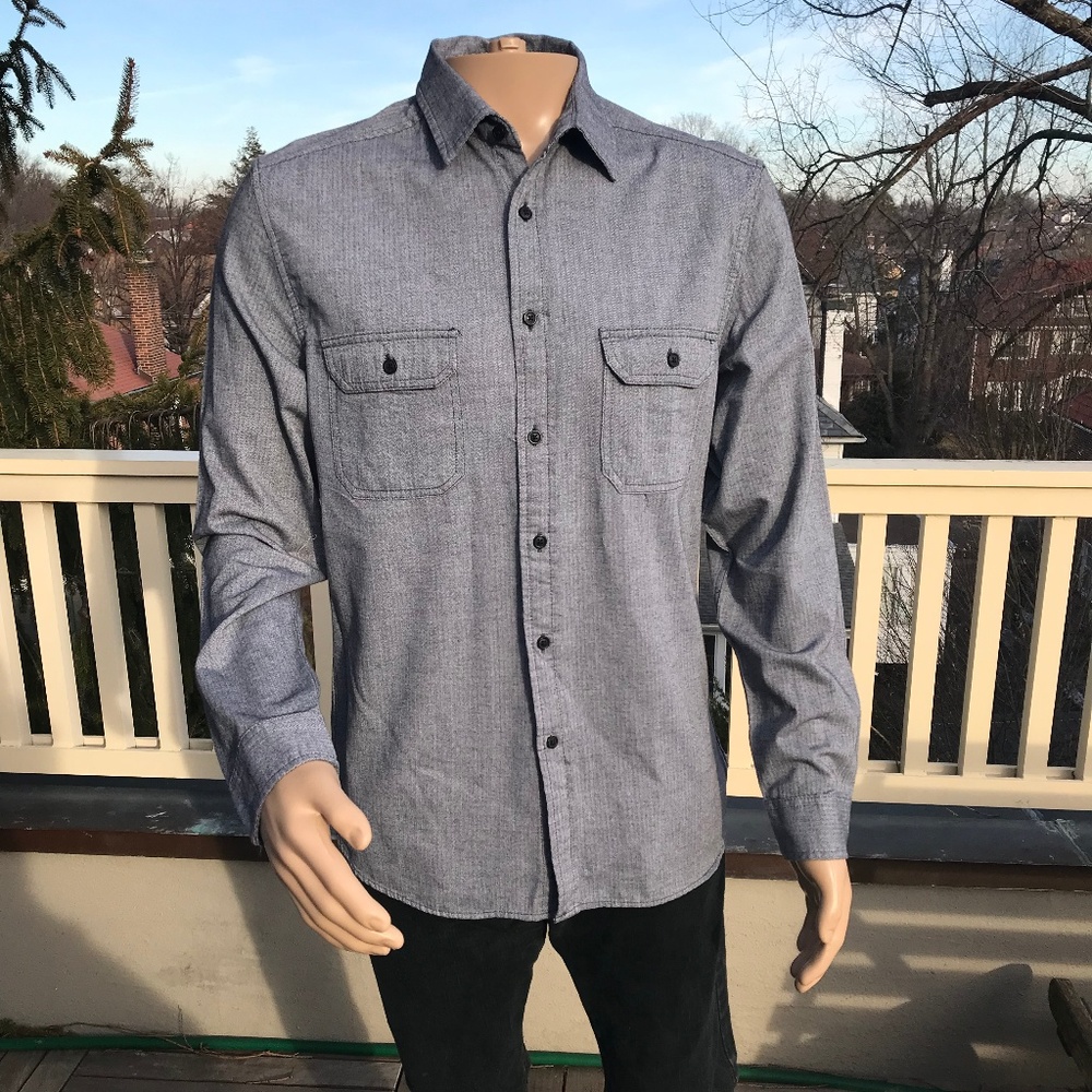 Men's Button Down Size M